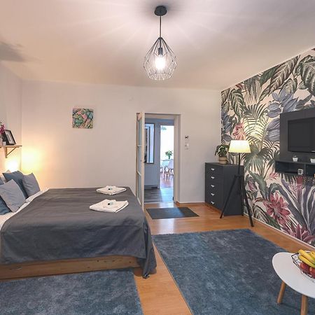 Peaceful Apartment Near Buda Castle And Chain Bridge Budapest Ngoại thất bức ảnh