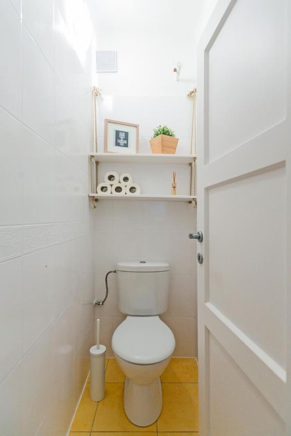 Peaceful Apartment Near Buda Castle And Chain Bridge Budapest Ngoại thất bức ảnh