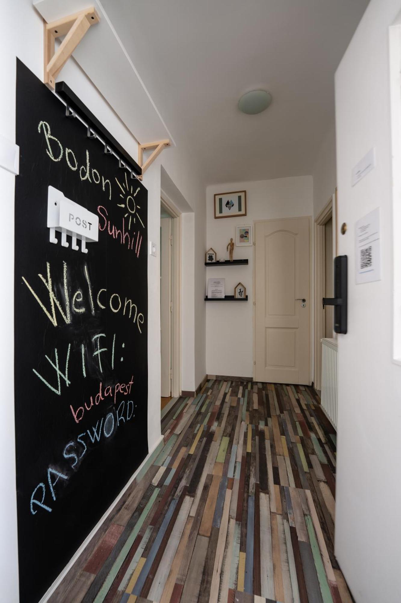 Peaceful Apartment Near Buda Castle And Chain Bridge Budapest Ngoại thất bức ảnh