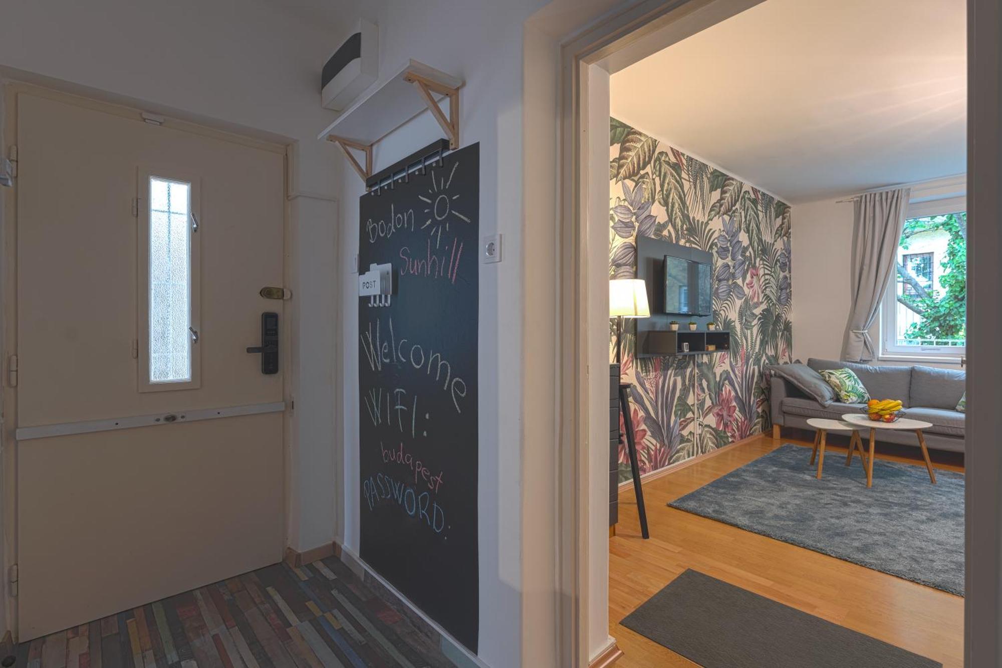 Peaceful Apartment Near Buda Castle And Chain Bridge Budapest Ngoại thất bức ảnh